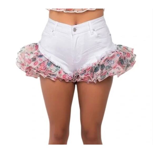 Akira Morning Glory Floral Ruffle Jean Shorts Size Small - Picture 1 of 6